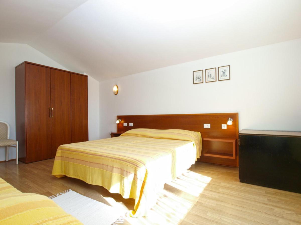 Apartment Marija 2003 Premantura Kültér fotó